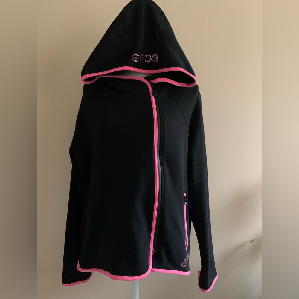 BcbgMaxAzria Black Zipper Front Hoodie with Pink Trim